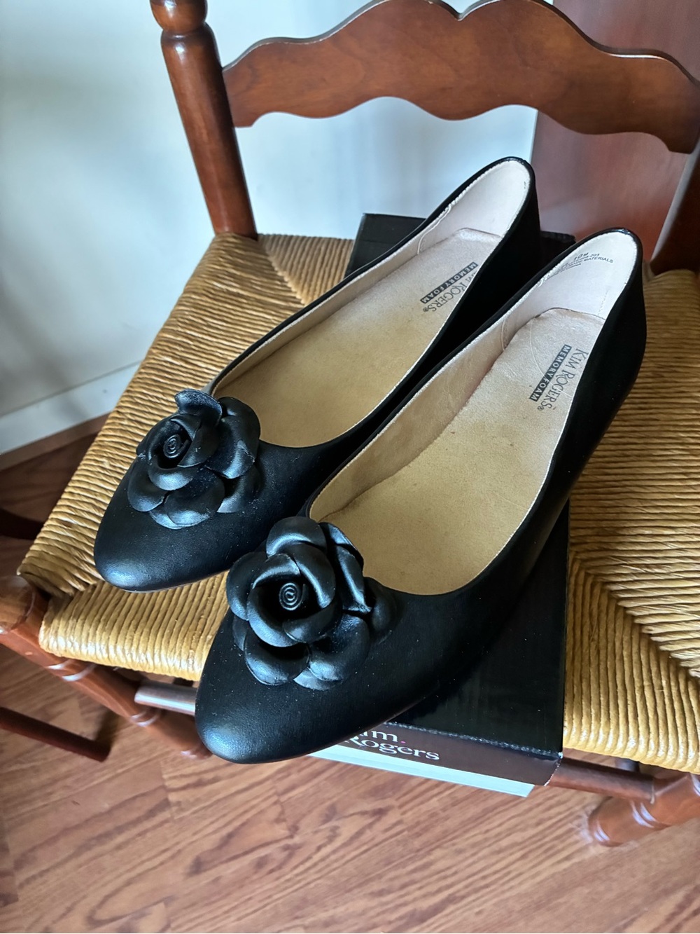 Kim Rogers Black Vegan Leather Memory Foam Ballet Flats size 10